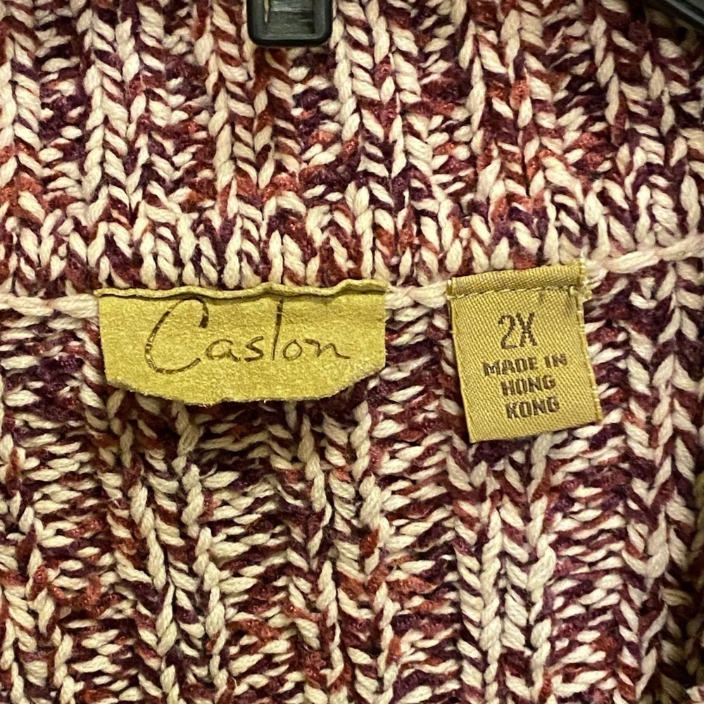 Plus size women’s button down purple and white sweater - Picture 3 of 3